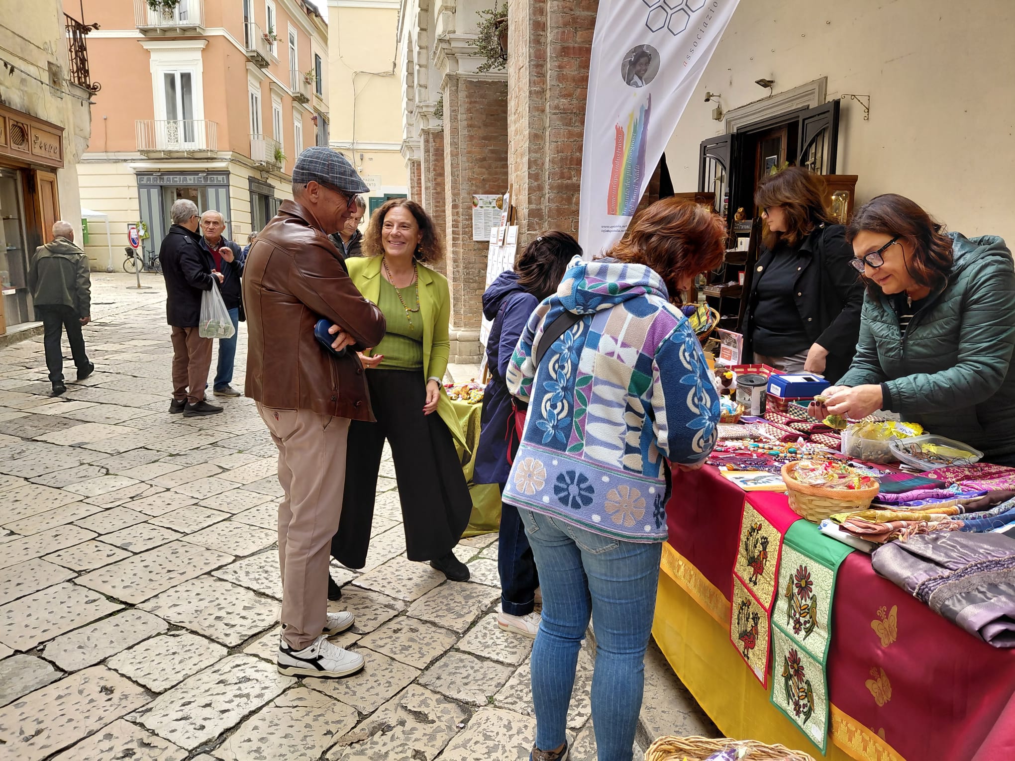 Mercatino con prodotti