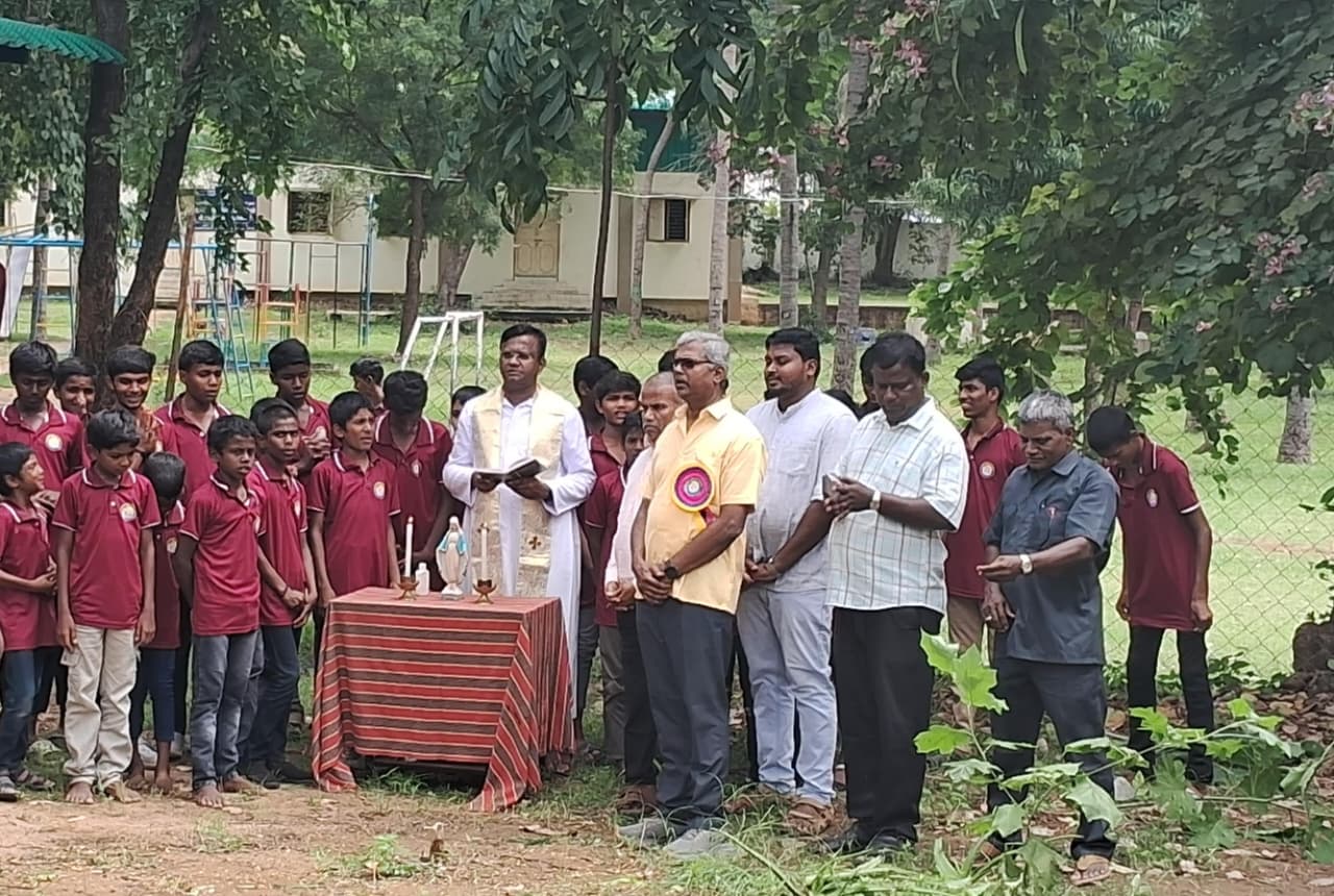 Ragazzi durante la Giornata Nazionale dell'Infanzia in India