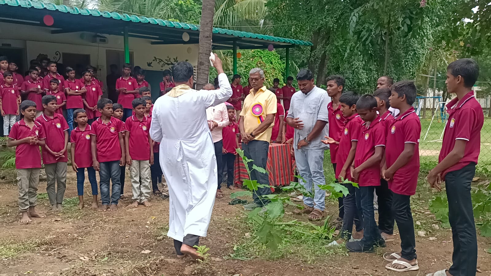 Ragazzi durante la Giornata Nazionale dell'Infanzia in India