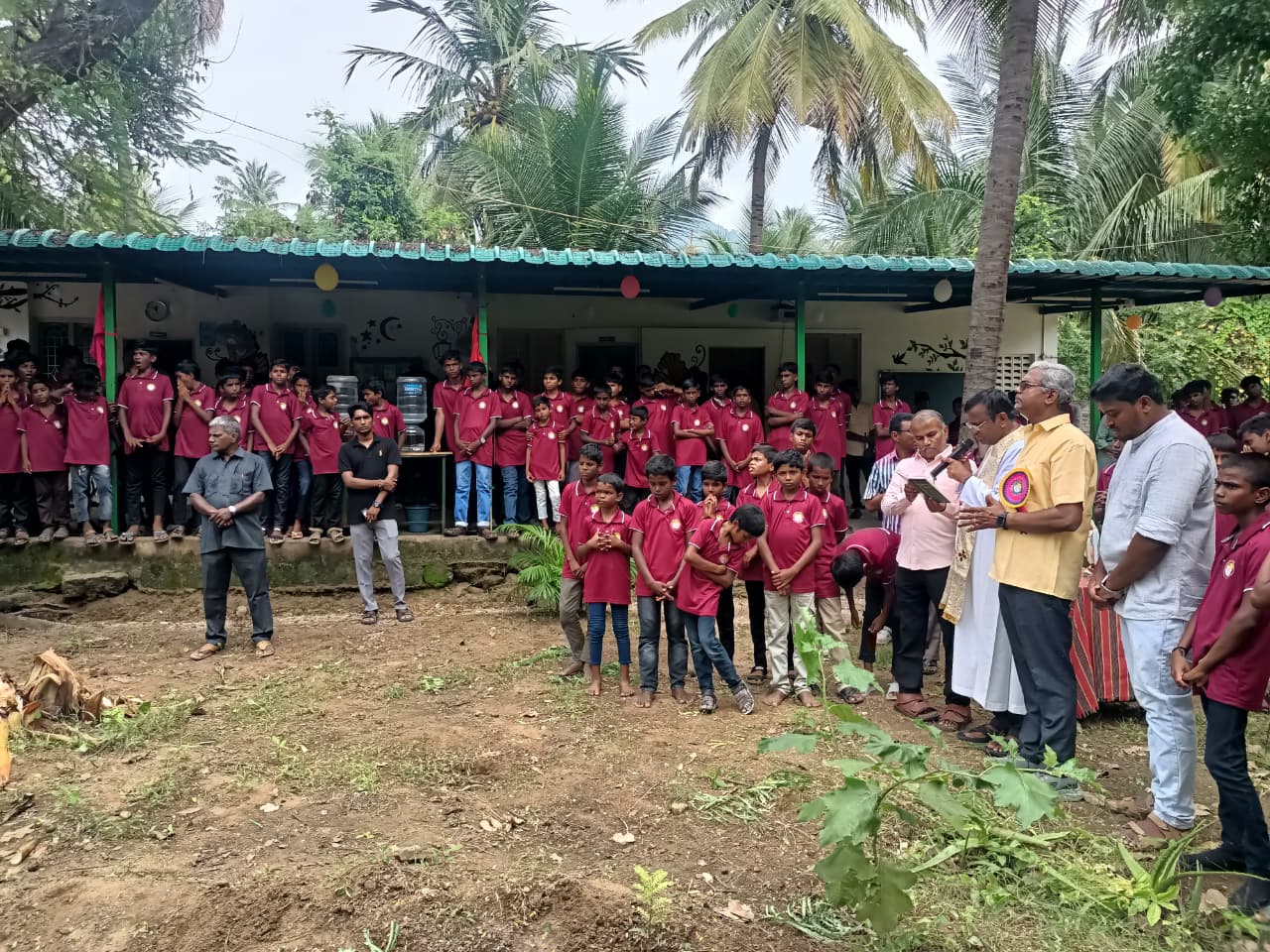 Ragazzi durante la Giornata Nazionale dell'Infanzia in India