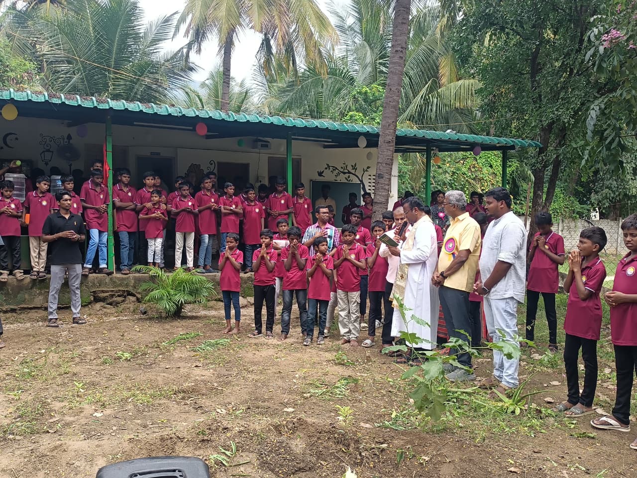 Ragazzi durante la Giornata Nazionale dell'Infanzia in India