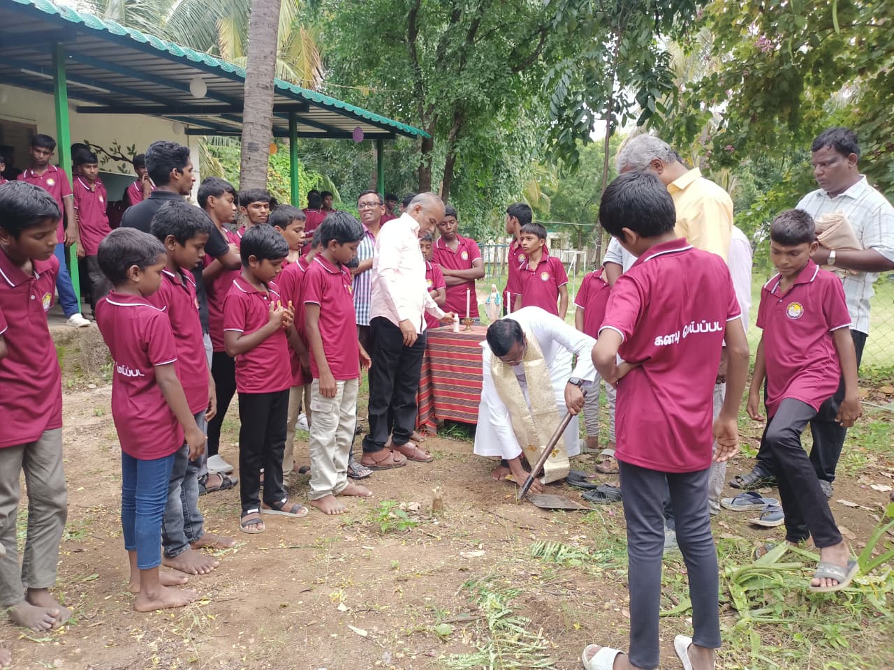 Ragazzi durante la Giornata Nazionale dell'Infanzia in India
